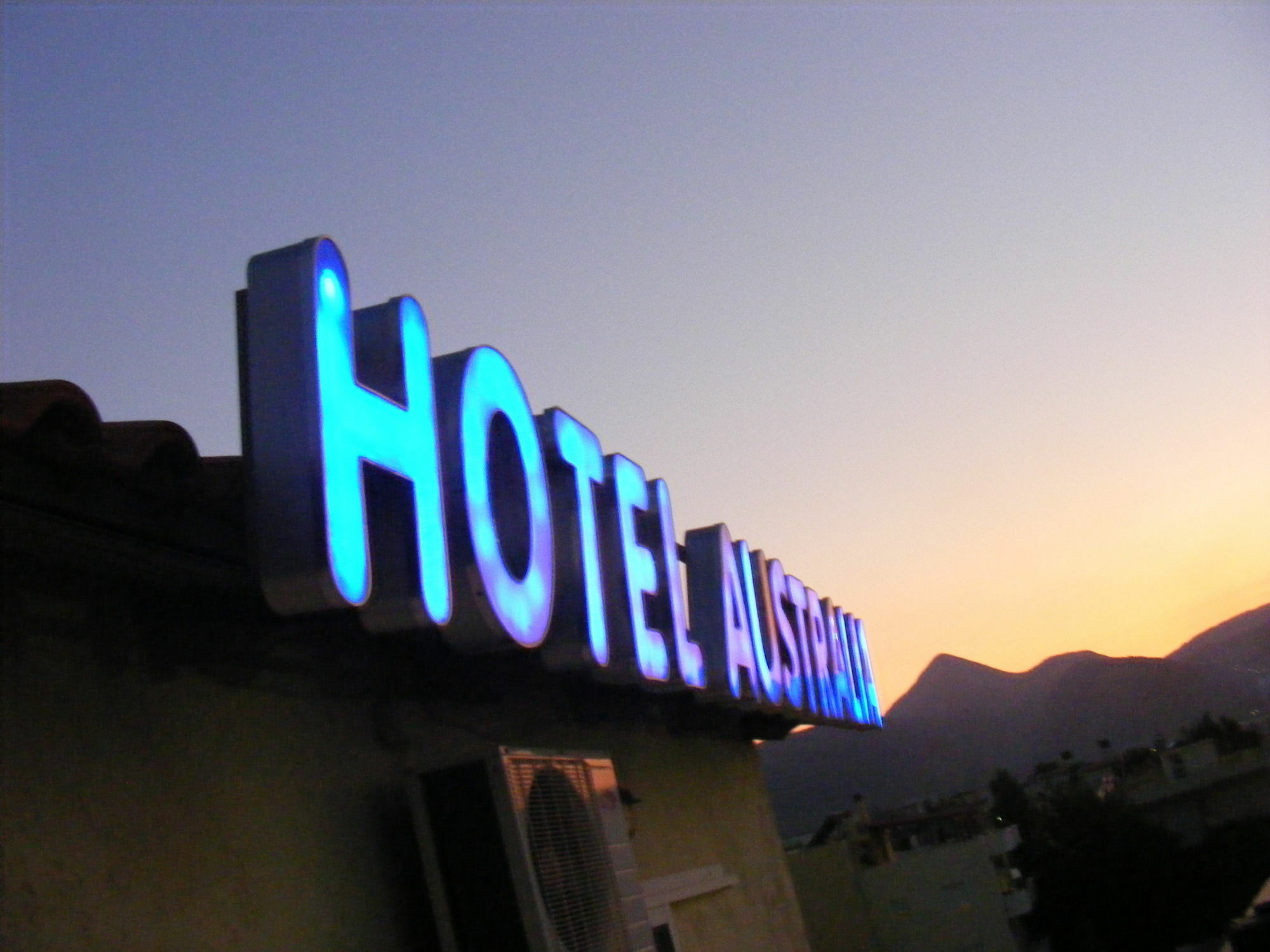 Australia Hotel Gazi المظهر الخارجي الصورة